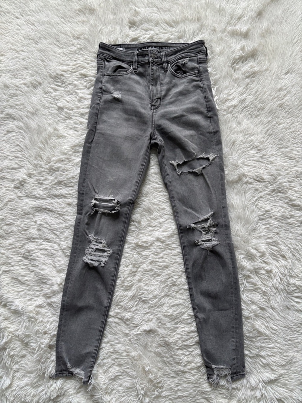 American Eagle Outfitters Grey Ripped Skinny Jeans